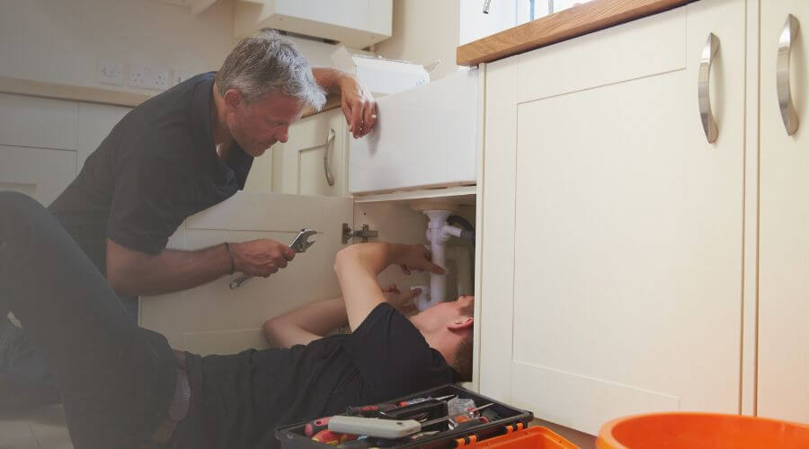 Professional burst pipe repair services in Carlsbad, TX